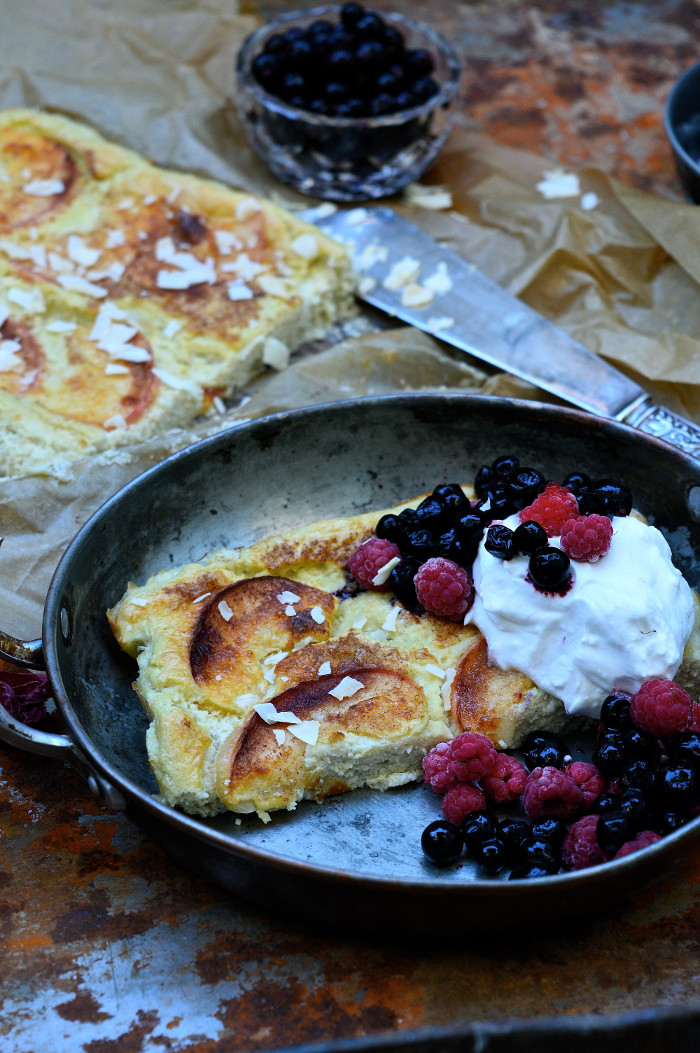 ugnspannkaka med äpple ugnspannkaka med äpple