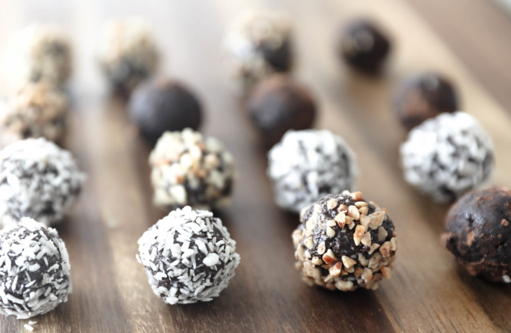 raw chokladbollar dadlar raw chokladbollar dadlar